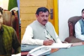 غفلت برتنے والے اساتذہ کی تنخواہوں سے 15 دن کی کٹوتی کی جائے گی،ڈپٹی کمشنر لورالائی