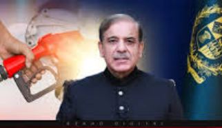 وزیراعظم کا ڈیزل کی قیمت میں 135، پٹرول میں 12روپے فی لٹر کمی کا اعلان